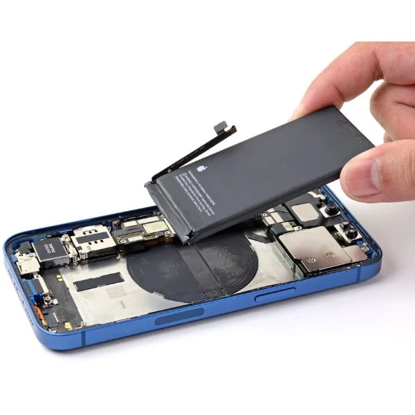 iPhone 14 Plus Battery Acting Up || Visit Guwahati, Ulubari.